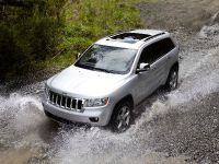Jeep Grand Cherokee (2011) - picture 10 of 40