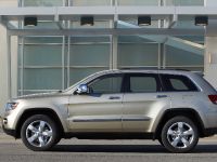 Jeep Grand Cherokee (2011) - picture 22 of 40