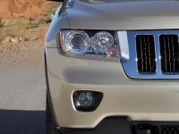 Jeep Grand Cherokee (2011) - picture 34 of 40