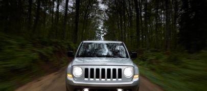 Jeep Patriot (2011) - picture 12 of 28