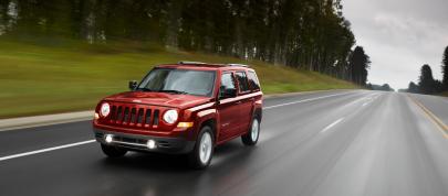 Jeep Patriot (2011) - picture 20 of 28