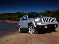 Jeep Patriot (2011) - picture 10 of 28