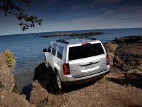 Jeep Patriot (2011) - picture 11 of 28