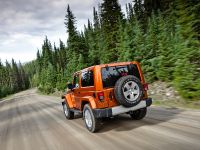 Jeep Wrangler (2011) - picture 7 of 27