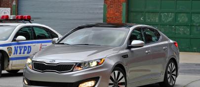 Kia Optima (2011) - picture 12 of 22