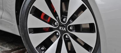 Kia Optima (2011) - picture 15 of 22