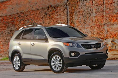 KIA Sorento (2011) - picture 9 of 48
