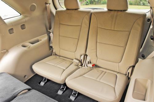 KIA Sorento (2011) - picture 48 of 48
