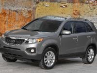 KIA Sorento (2011) - picture 1 of 48