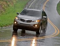 KIA Sorento (2011) - picture 5 of 48