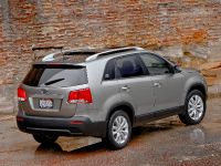 KIA Sorento (2011) - picture 7 of 48