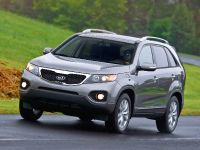 KIA Sorento (2011) - picture 21 of 48