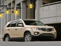KIA Sorento (2011) - picture 42 of 48