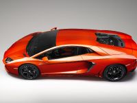 Lamborghini Aventador LP700-4 (2011) - picture 4 of 12