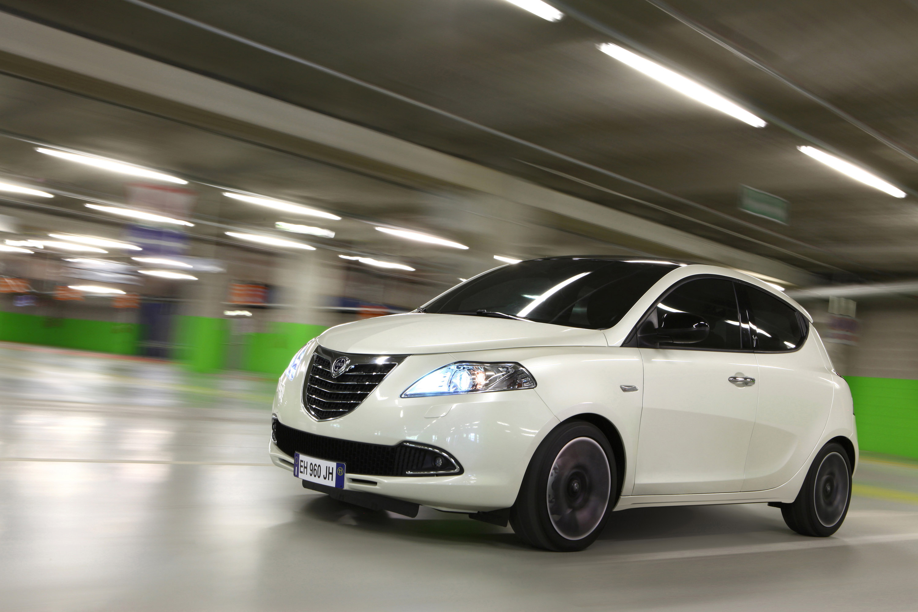 Lancia Ypsilon