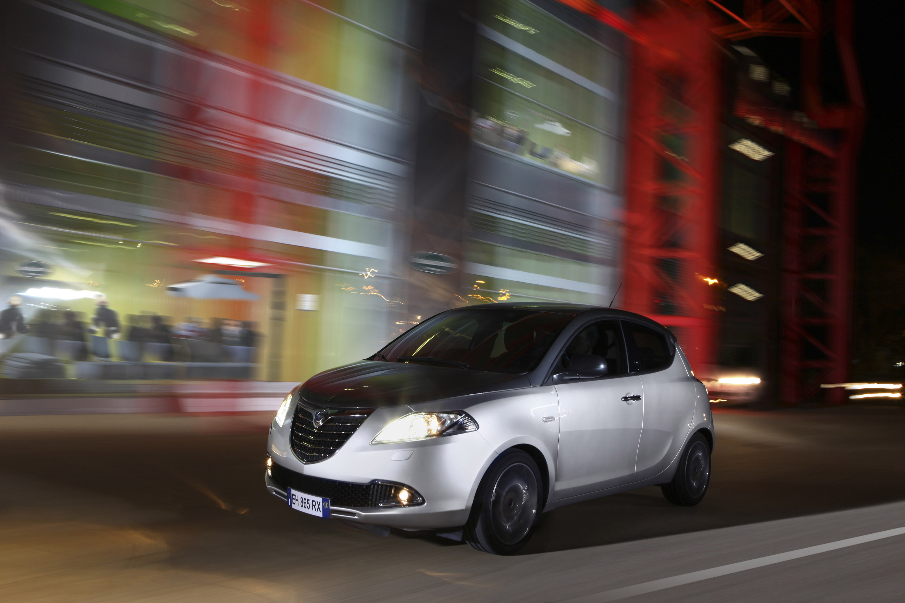 Lancia Ypsilon