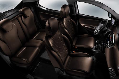 Lancia Ypsilon (2011) - picture 24 of 30