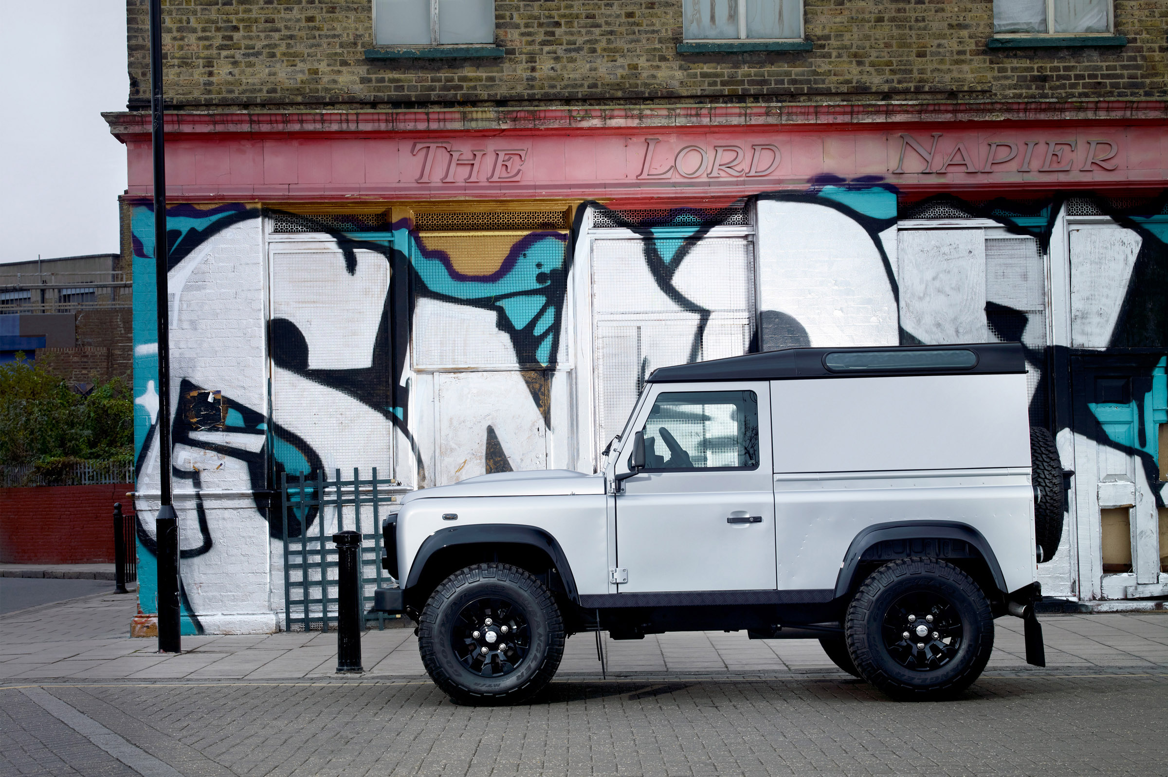 Land Rover Defender X-Tech Limited Edition