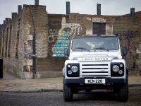 Land Rover Defender X-Tech Limited Edition (2011) - picture 1 of 3