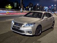 Lexus CT 200h F Sport (2011) - picture 1 of 14