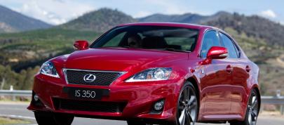 Lexus IS 350 Sports Luxury (2011) - picture 4 of 9