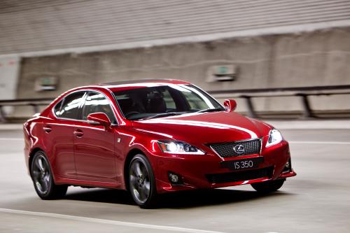 Lexus IS 350 Sports Luxury (2011) - picture 9 of 9
