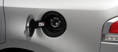 Lincoln MKX (2011) - picture 20 of 27