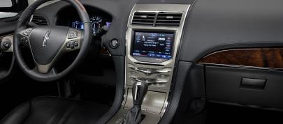Lincoln MKX (2011) - picture 23 of 27