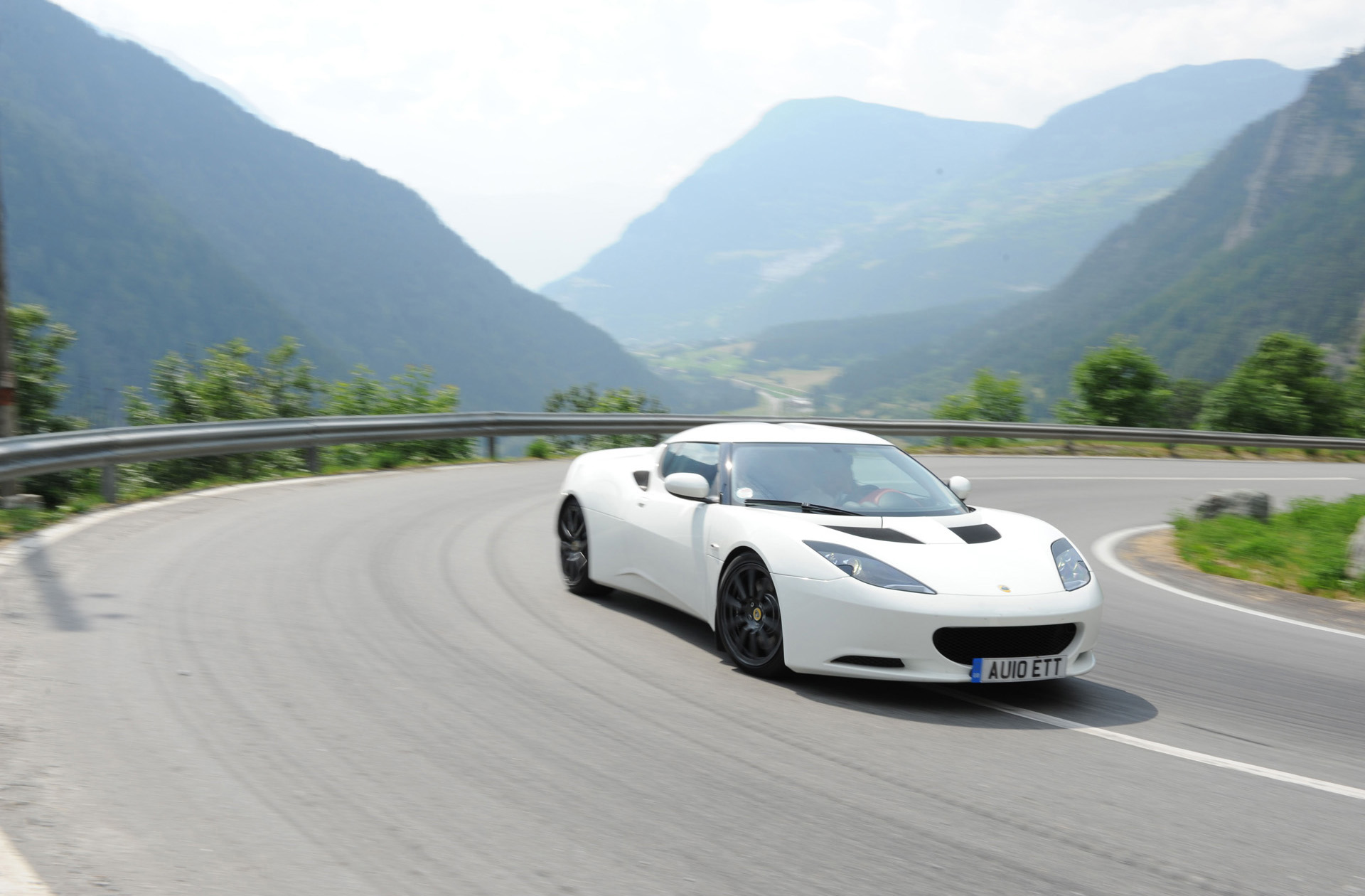 Lotus Evora