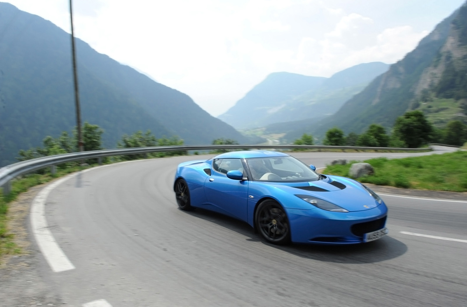 Lotus Evora