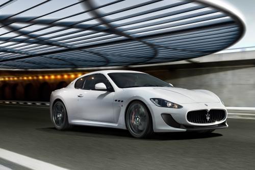 Maserati Granturismo MC Stradale (2011) - picture 1 of 3