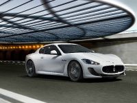 Maserati Granturismo MC Stradale (2011) - picture 1 of 3