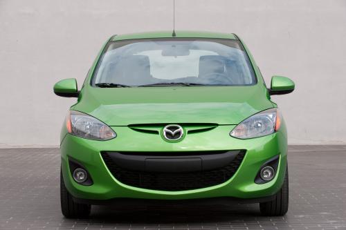 Mazda2 (2011) - picture 8 of 30