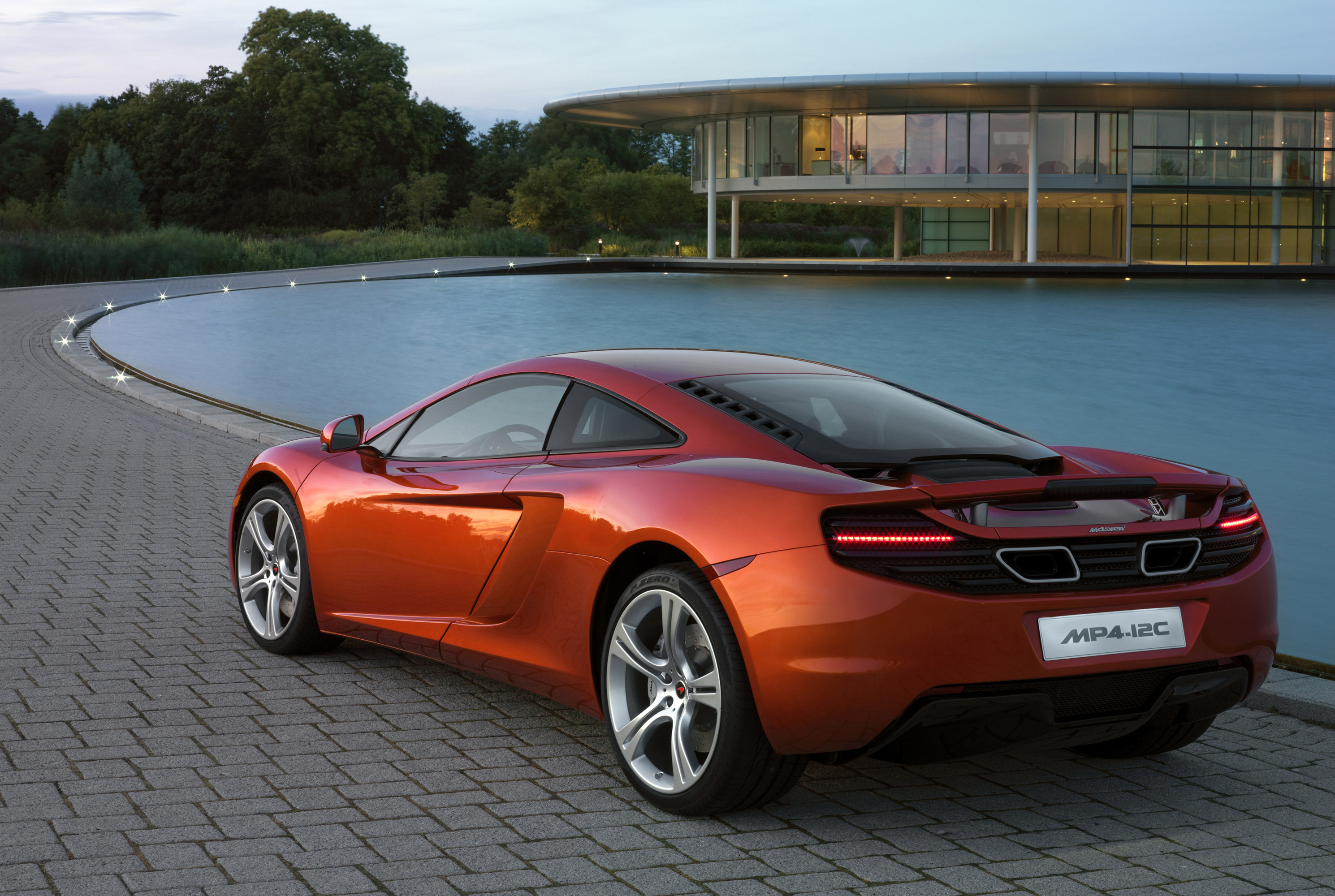 McLaren MP4-12C