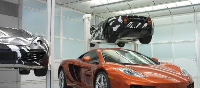 McLaren MP4-12C (2011) - picture 20 of 25