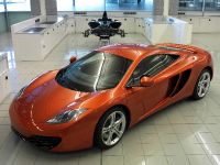 McLaren MP4-12C (2011) - picture 8 of 25