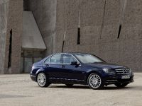 Mercedes-Benz C-Class (2011) - picture 1 of 10