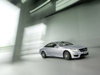 Mercedes-Benz CL63 AMG (2011) - picture 11 of 15