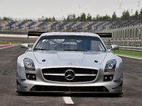 2011 Mercedes-Benz SLS AMG GT3 track testing