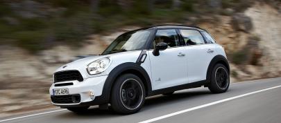 MINI Countryman (2011) - picture 20 of 84