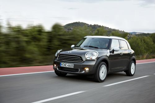 MINI Countryman (2011) - picture 1 of 84
