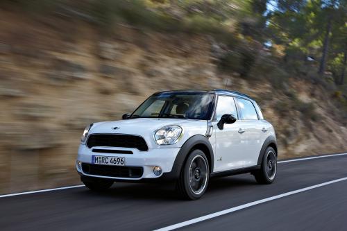 MINI Countryman (2011) - picture 17 of 84