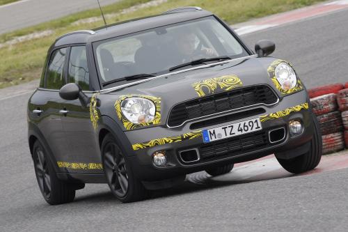 MINI Countryman (2011) - picture 56 of 84