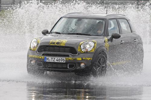 MINI Countryman (2011) - picture 72 of 84