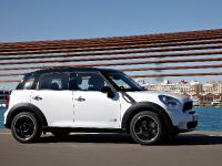 MINI Countryman (2011) - picture 22 of 84