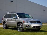 Mitsubishi Endeavor (2011) - picture 2 of 10