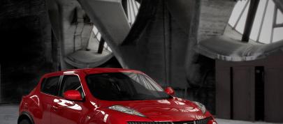 Nissan Juke (2011) - picture 4 of 23