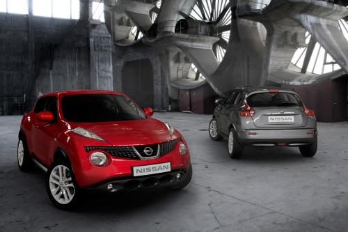 Nissan Juke (2011) - picture 1 of 23