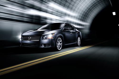 Nissan Maxima (2011) - picture 1 of 13