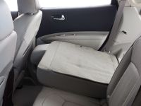 Nissan Rogue US (2011) - picture 19 of 28